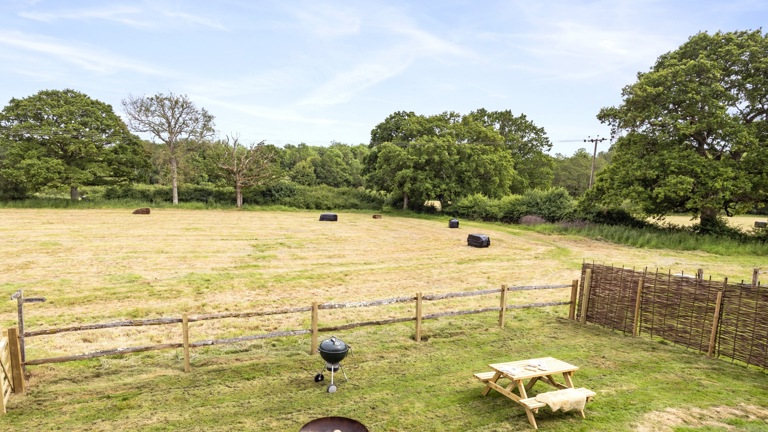 Deer View - Garden Photo.jpeg