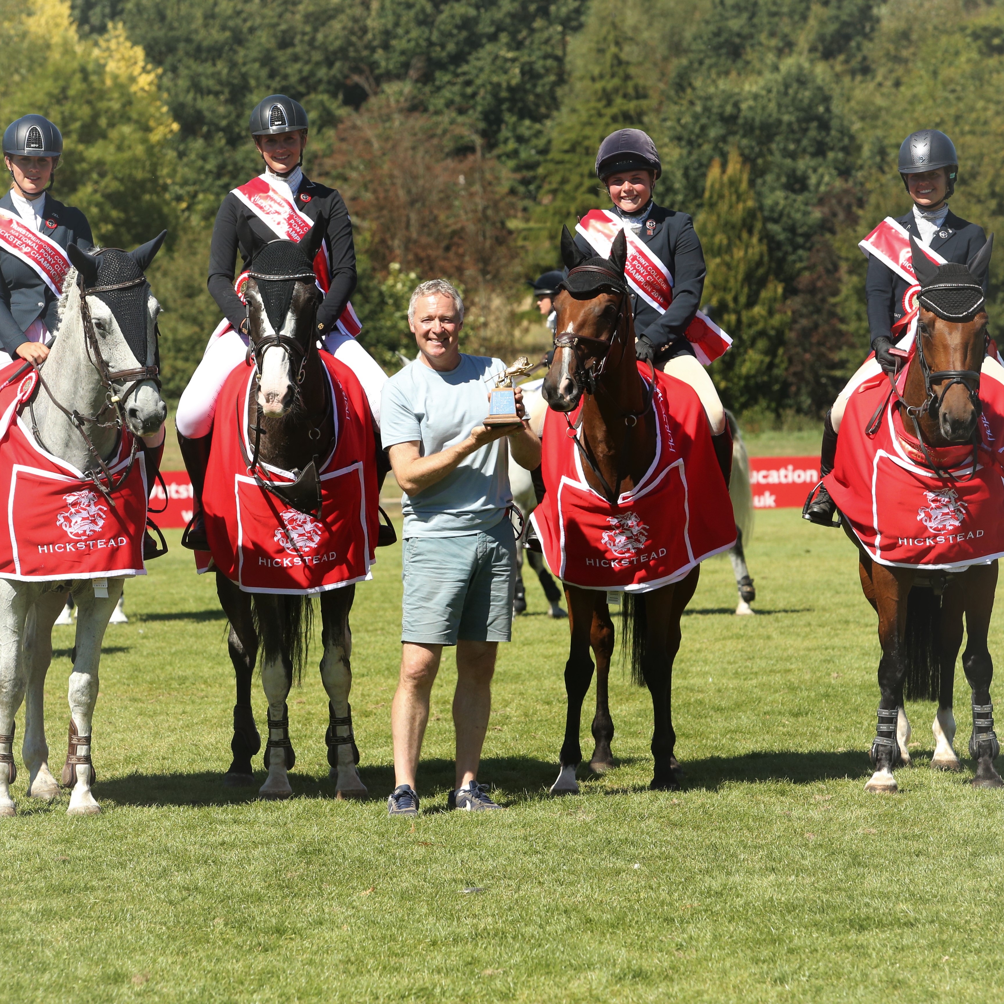 Pony Club team.JPG