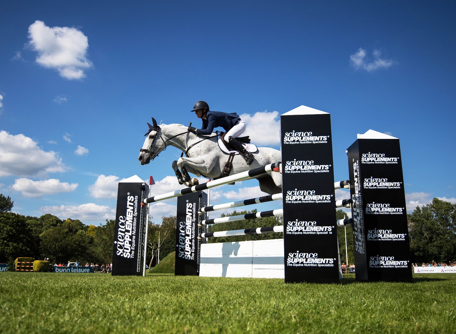 Harriet_Nuttall_(GBR)_&_Silver_Lift_KS62203 copy.jpg