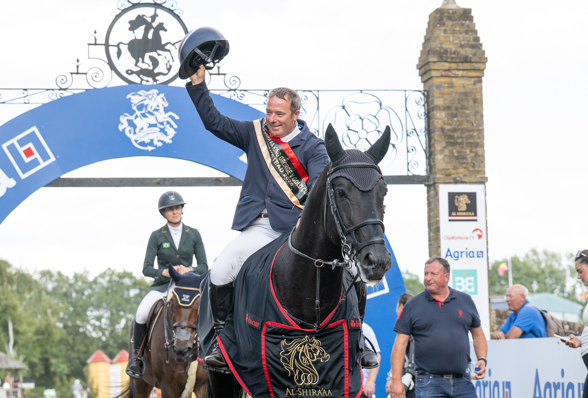 LOWRIHS_RobertWhitaker_Vermento_KingGeorgeVGoldCup_260726.jpg