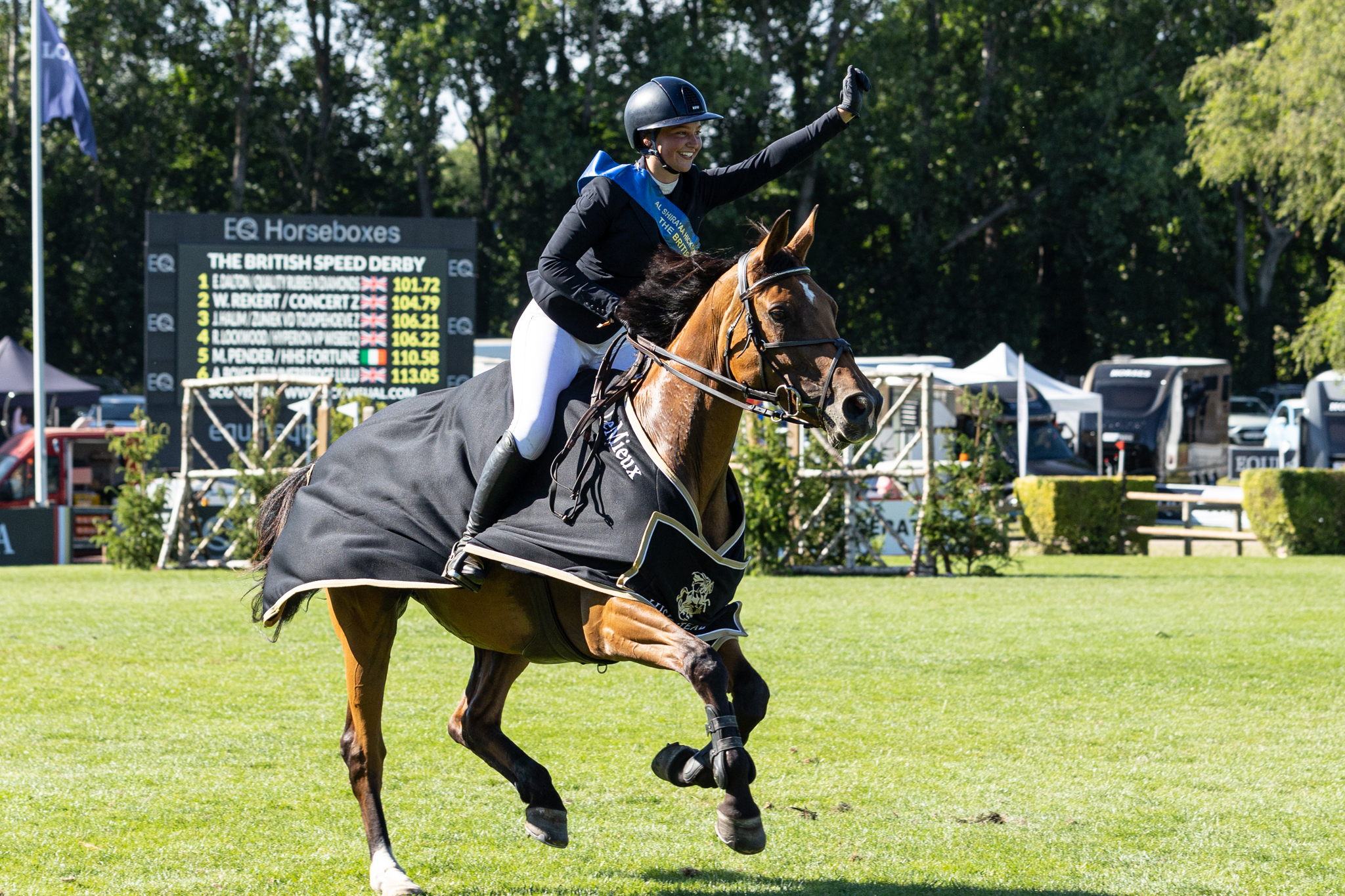 Ella Dalton & Quality Rubies N Diamonds (7)